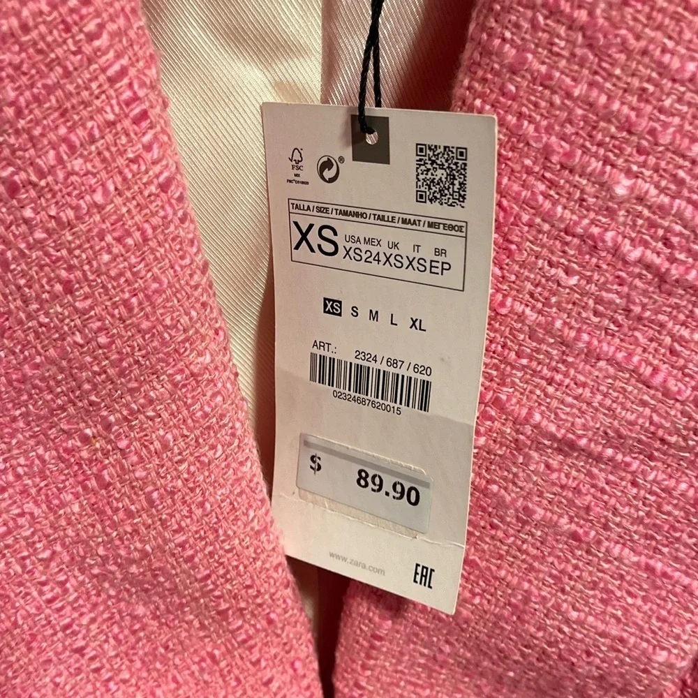 VIRAL NEW ZARA DOUBLE BREASTED BLAZER
🚨FIRM PRICE NO DISCOUNT ON tHIS BLAZER - Picture 6 of 15